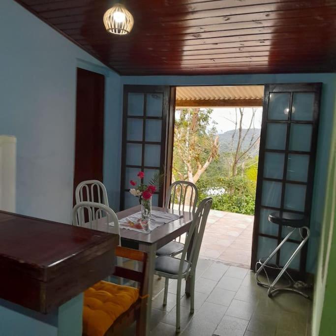 Casa Amarela Prumirim Ubatuba Extérieur photo